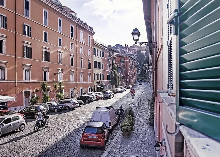 Apartment Trasteverehome- Garibaldi Apartment, World Around Corner Rom