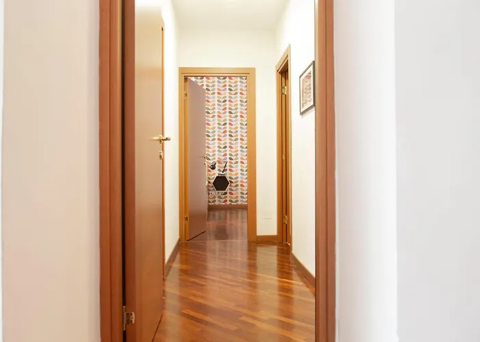 Apartment Trasteverehome- Garibaldi Apartment, World Around Corner
