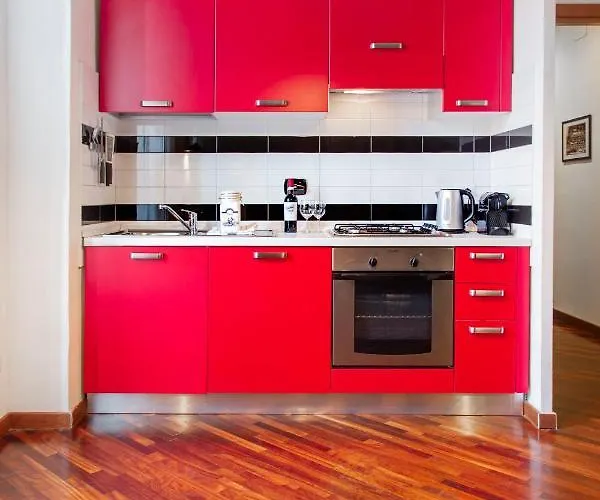 Trasteverehome- Garibaldi Apartment, World Around Corner Apartment Rom